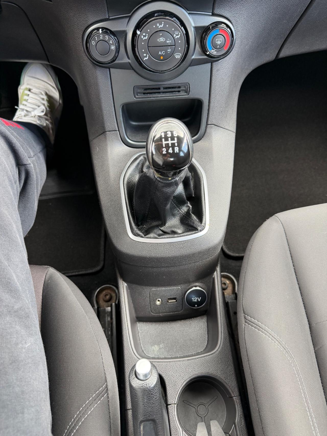 Ford Fiesta 1.5TDCI 75CV 2014