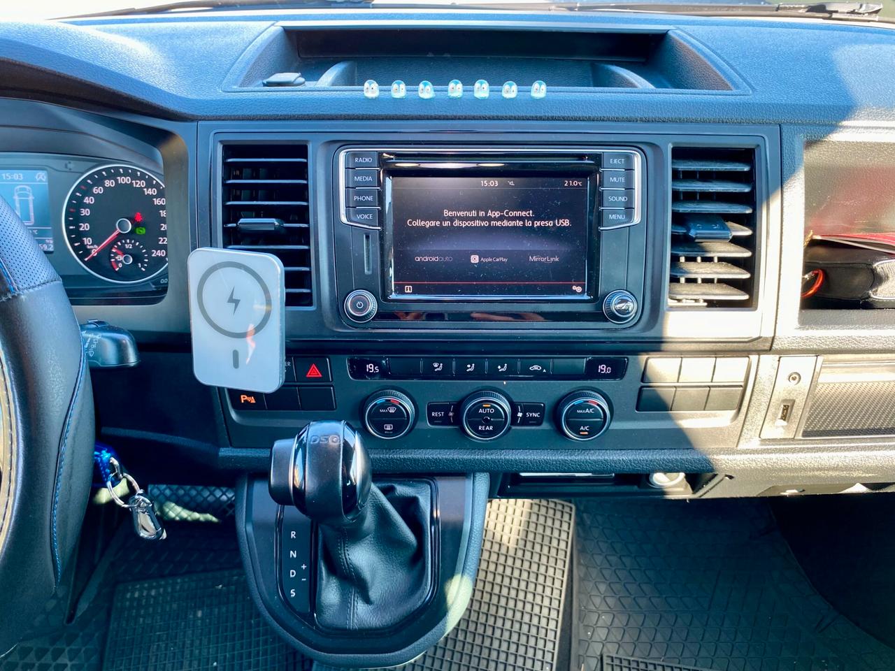 Volkswagen T6 Caravelle KOMBI 2.0 TDI DSG 150cv 9 Posti