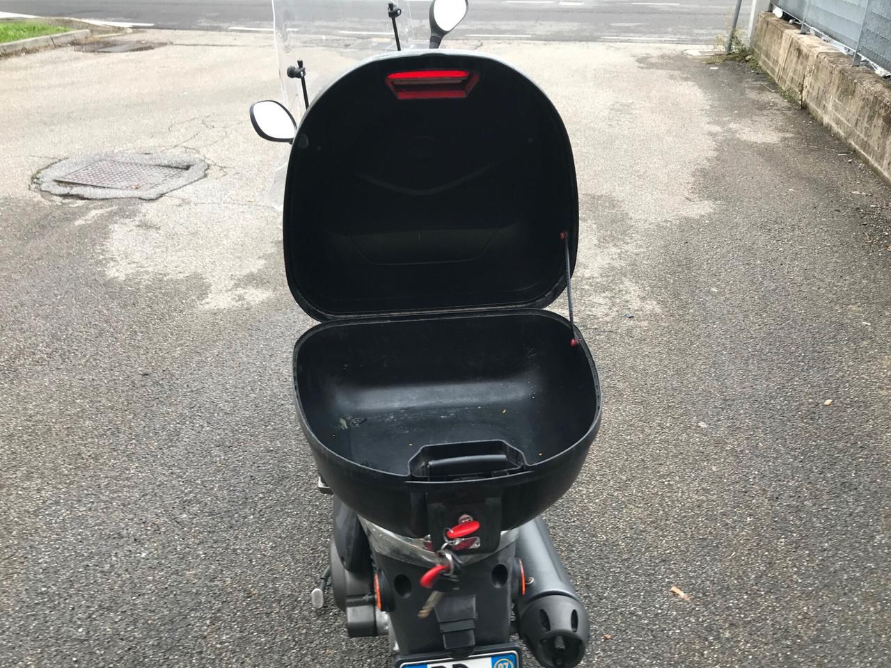 Kymco People 200i PEOPLE S