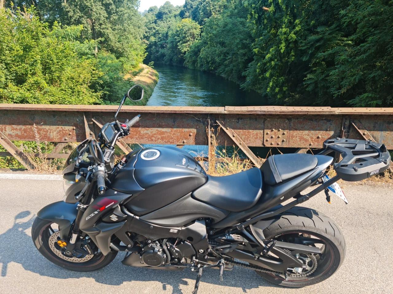 Suzuki GSX S 1000 GSX-S 1000 ABS