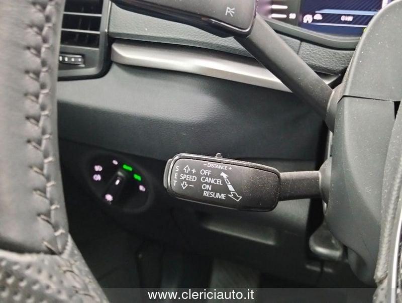 Škoda Karoq 1.5 TSI ACT DSG Selection