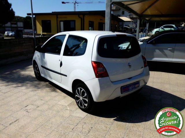 RENAULT Twingo 1.2 8V Sport & Sound