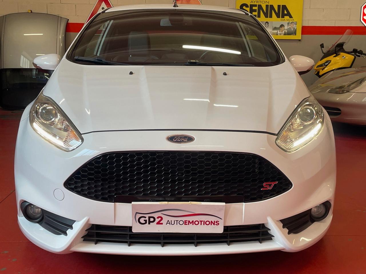 Ford Fiesta 1.6 182CV 3 porte ST CON TELECAMERA POSTERIORE