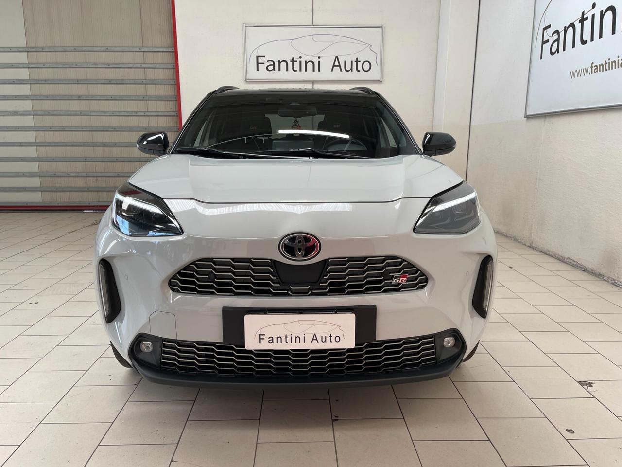 Toyota Yaris Cross GR Sport 1.5h fwd 116cv e-cvt-Ok Neopatentati-LEGGI SOTTO