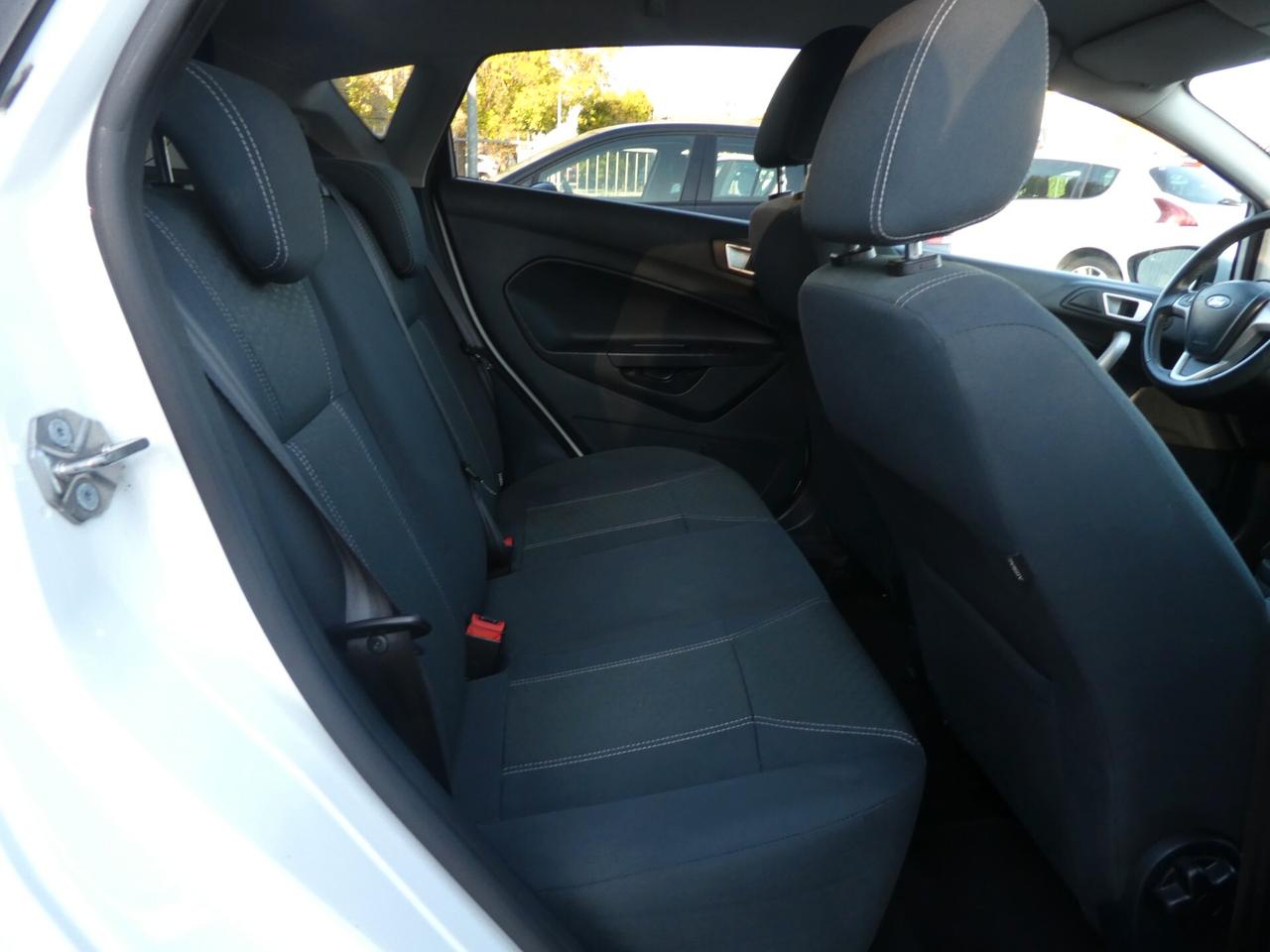 Ford Fiesta 1.4 5p. Bz.- GPL Titanium OK NEOPATENTATI