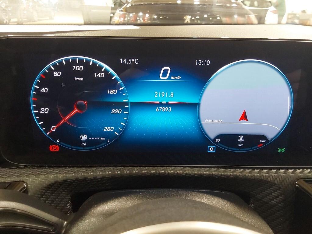 MERCEDES-BENZ CLA 180D 116CV 6M. BUSINESS SOLUTION ( FARI LED - NAVI PREMIUM - CRUISE - PARK ASSIST )