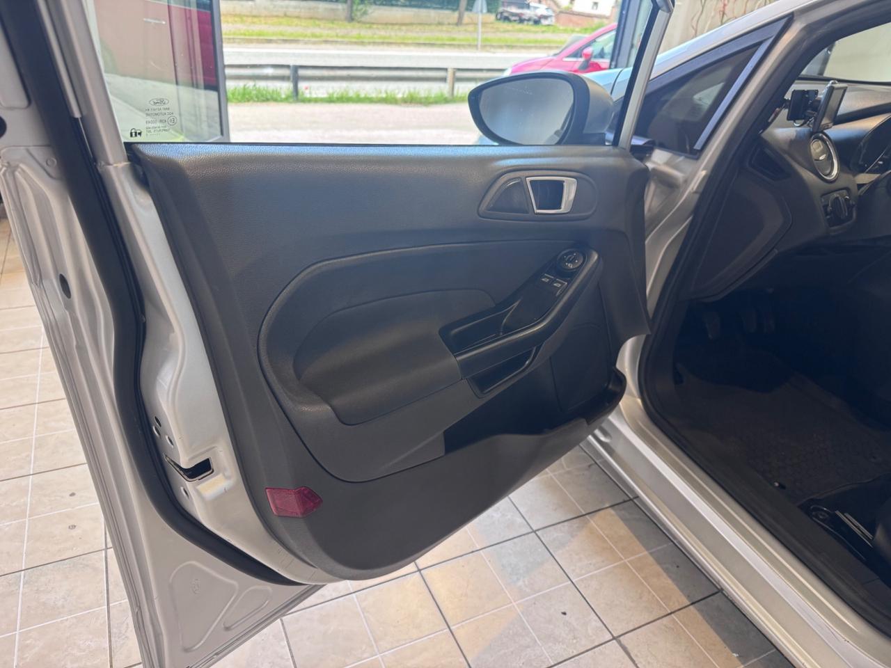 Ford Fiesta 1.1 5 porte Plus