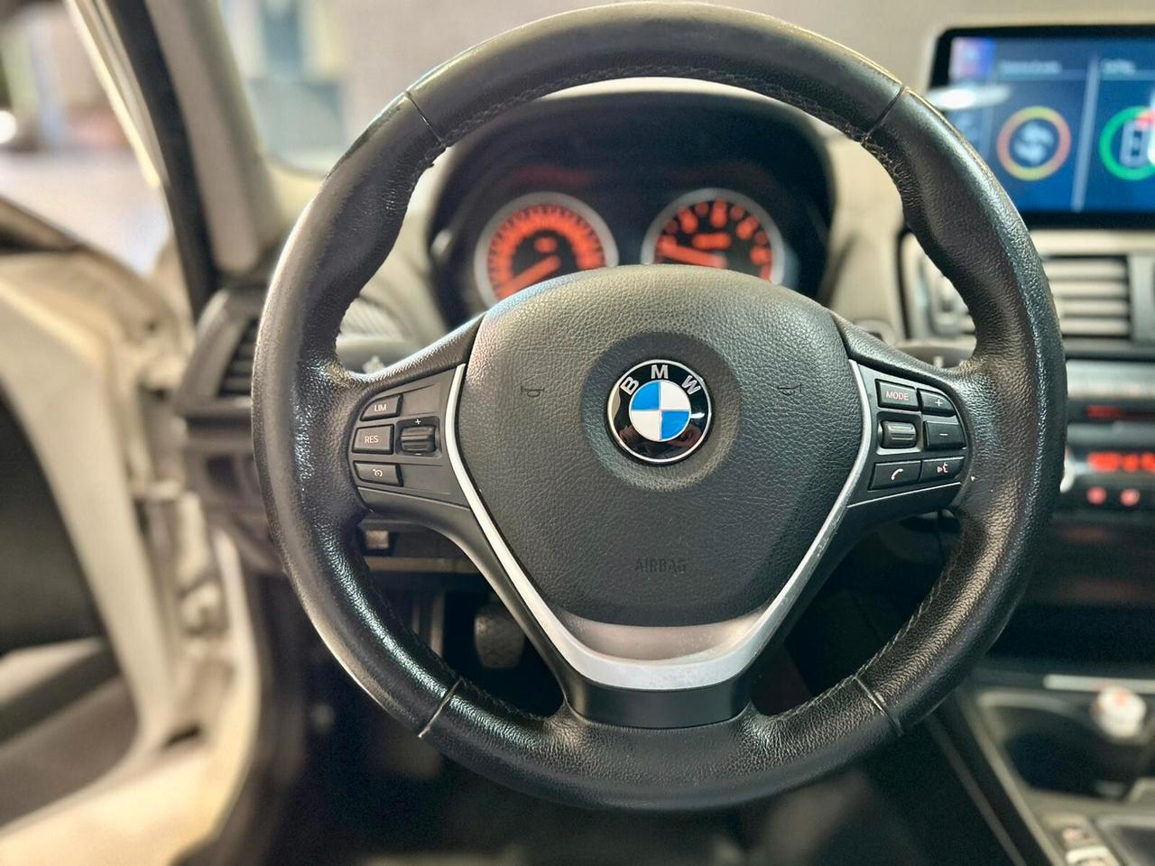 Bmw 118 118d 5p. Msport