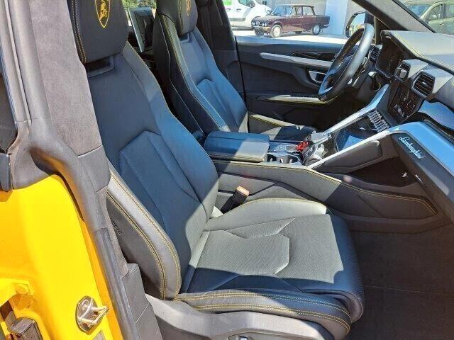 LAMBORGHINI URUS 4.0 V8 BI-TURBO “FULL OPTIONAL”