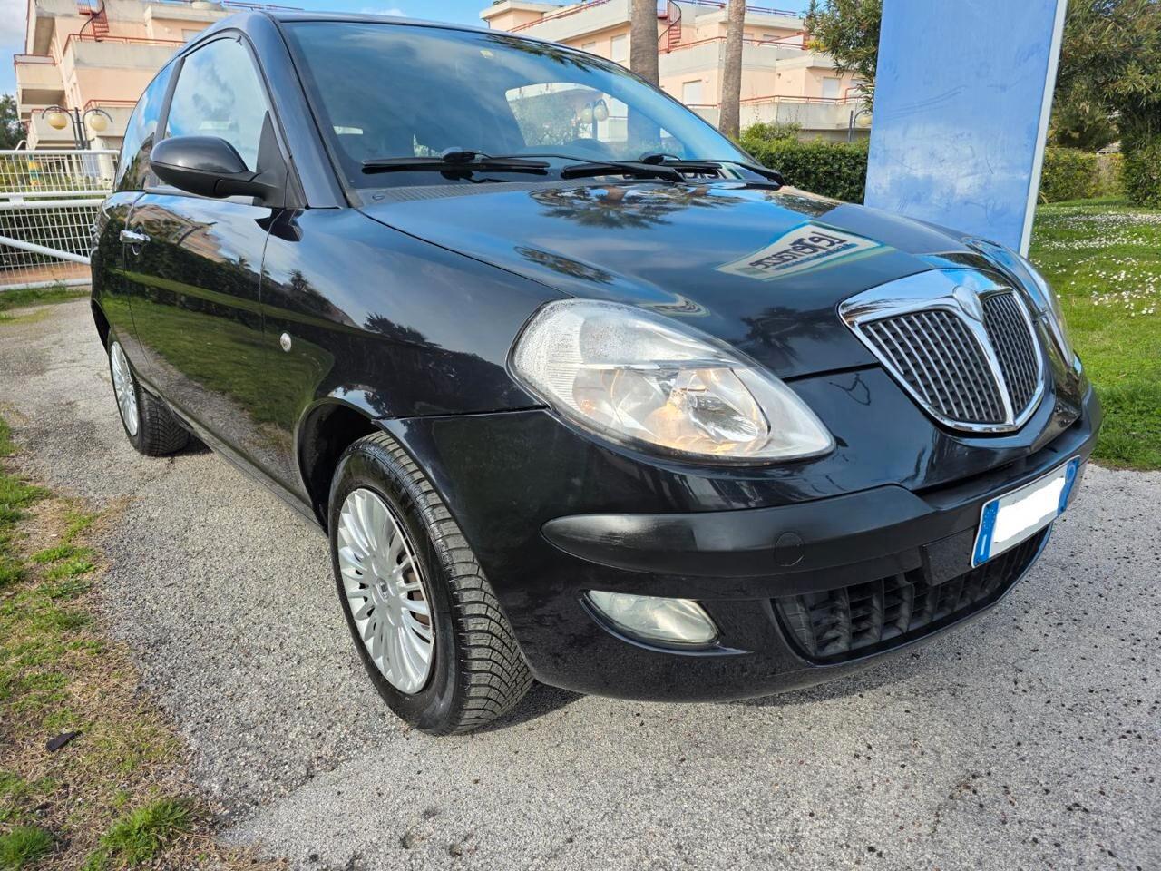 Lancia Ypsilon 1.3 Multijet 16V Argento