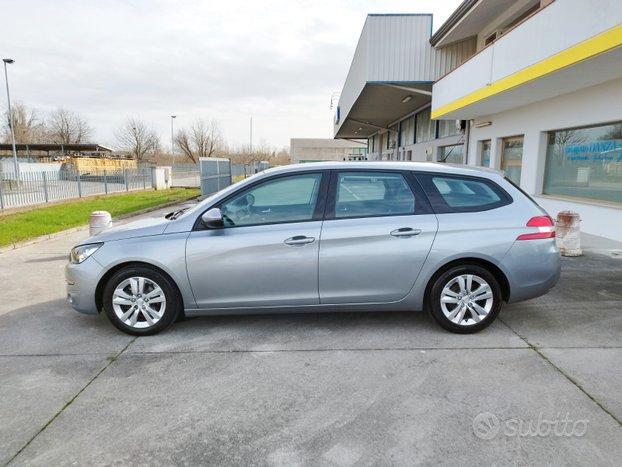 Peugeot 308 SW - 1.6 HDI - Neopatentati