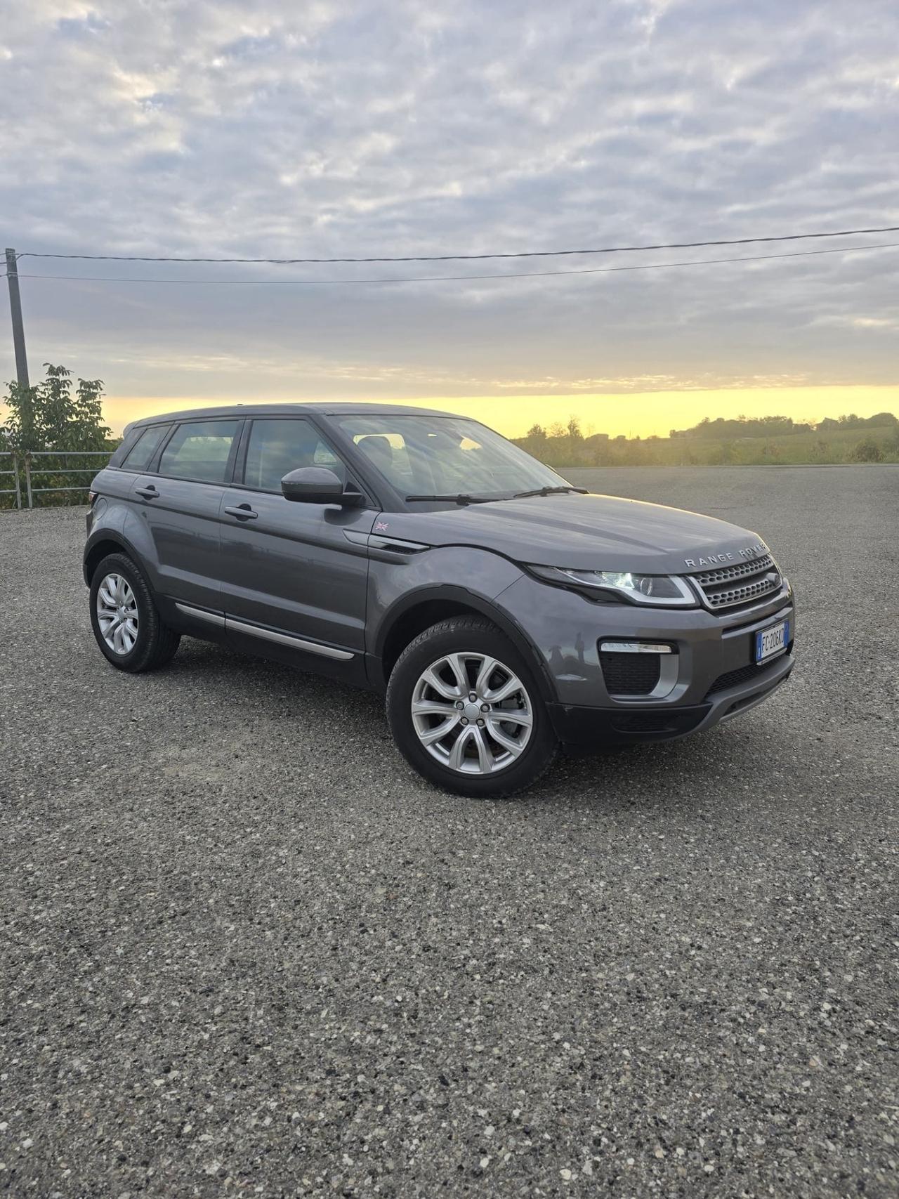 LAND ROVER RANGE ROVER EVOQUE 2.0 TD4 SE 150 CV AUTOMATICA – 55.390 KM CERTIFICATI