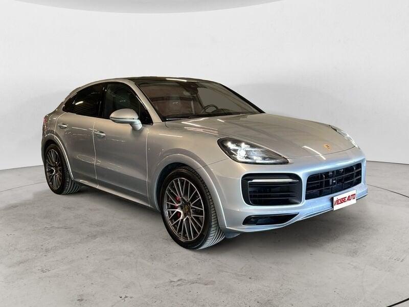 Porsche Cayenne 4.0 V8 GTS