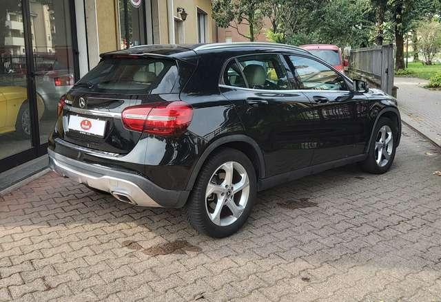 Mercedes-Benz GLA 200 Sport, Navi, Pelle, LED...