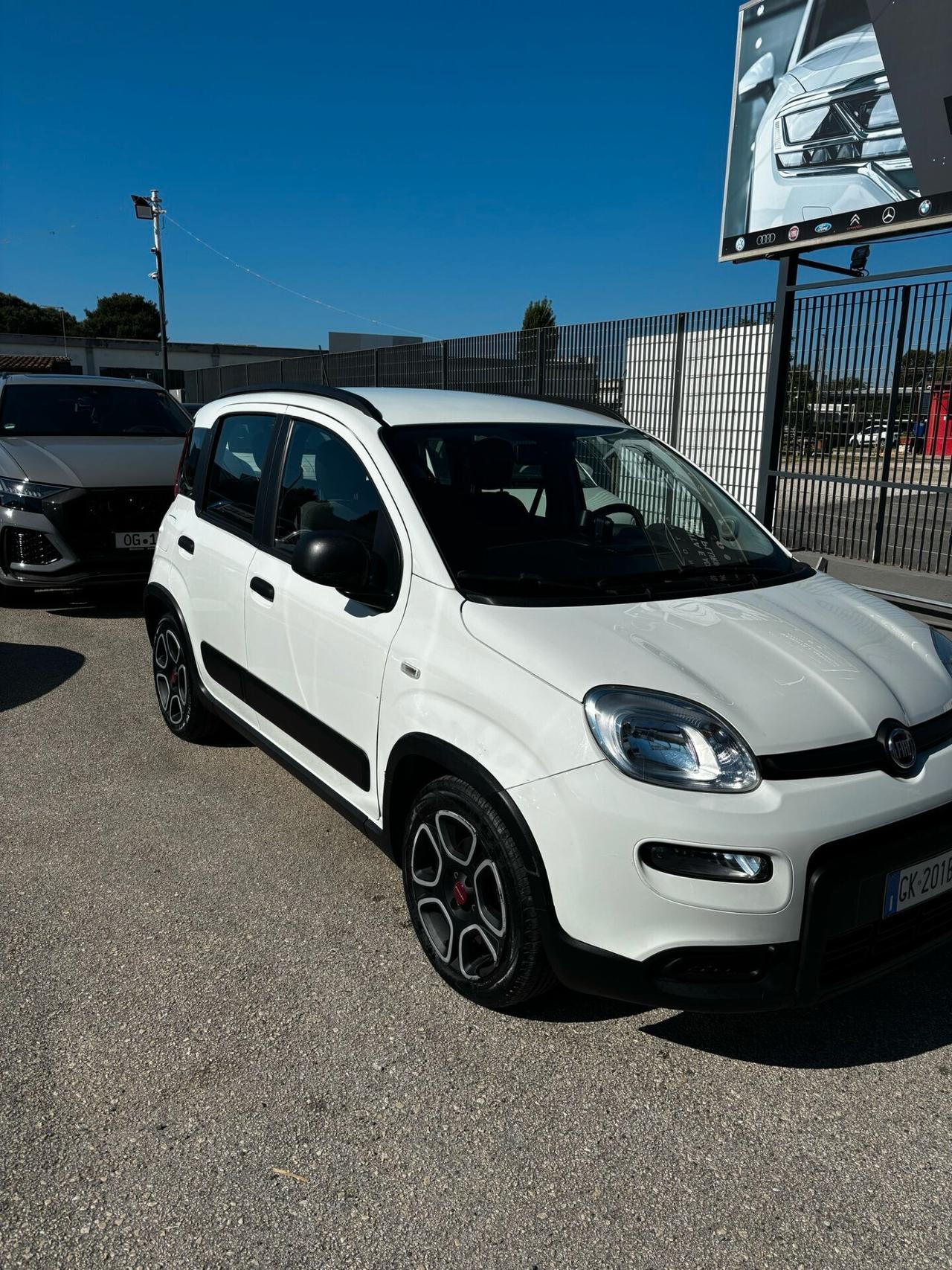 Fiat Panda 1.0 FireFly S&S Hybrid Sport