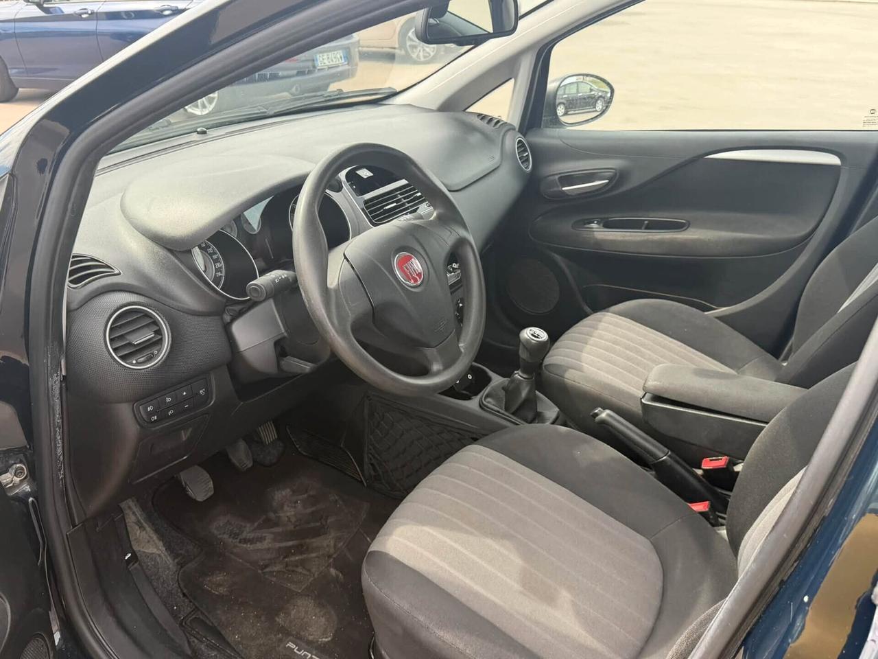 Fiat Punto 1.3 MJT II S&S 95 CV 5 porte Street EURO6
