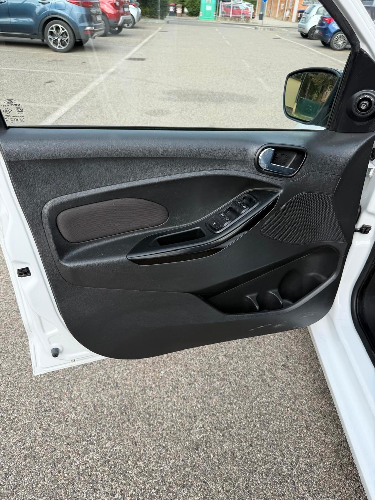 Ford Ka/Ka+ 1.2 - NEOPATENTATI - 12 MESI DI GARANZIA -
