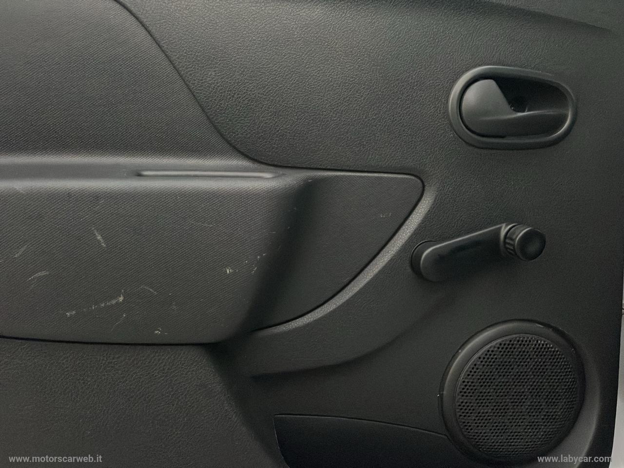 DACIA Logan MCV 1.5 dCi 8V 75 CV Lauréate AUTOCARRO