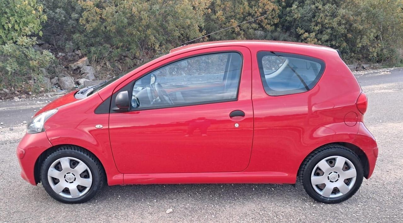 Toyota Aygo 1.0 12V VVT-i 3 porte Now