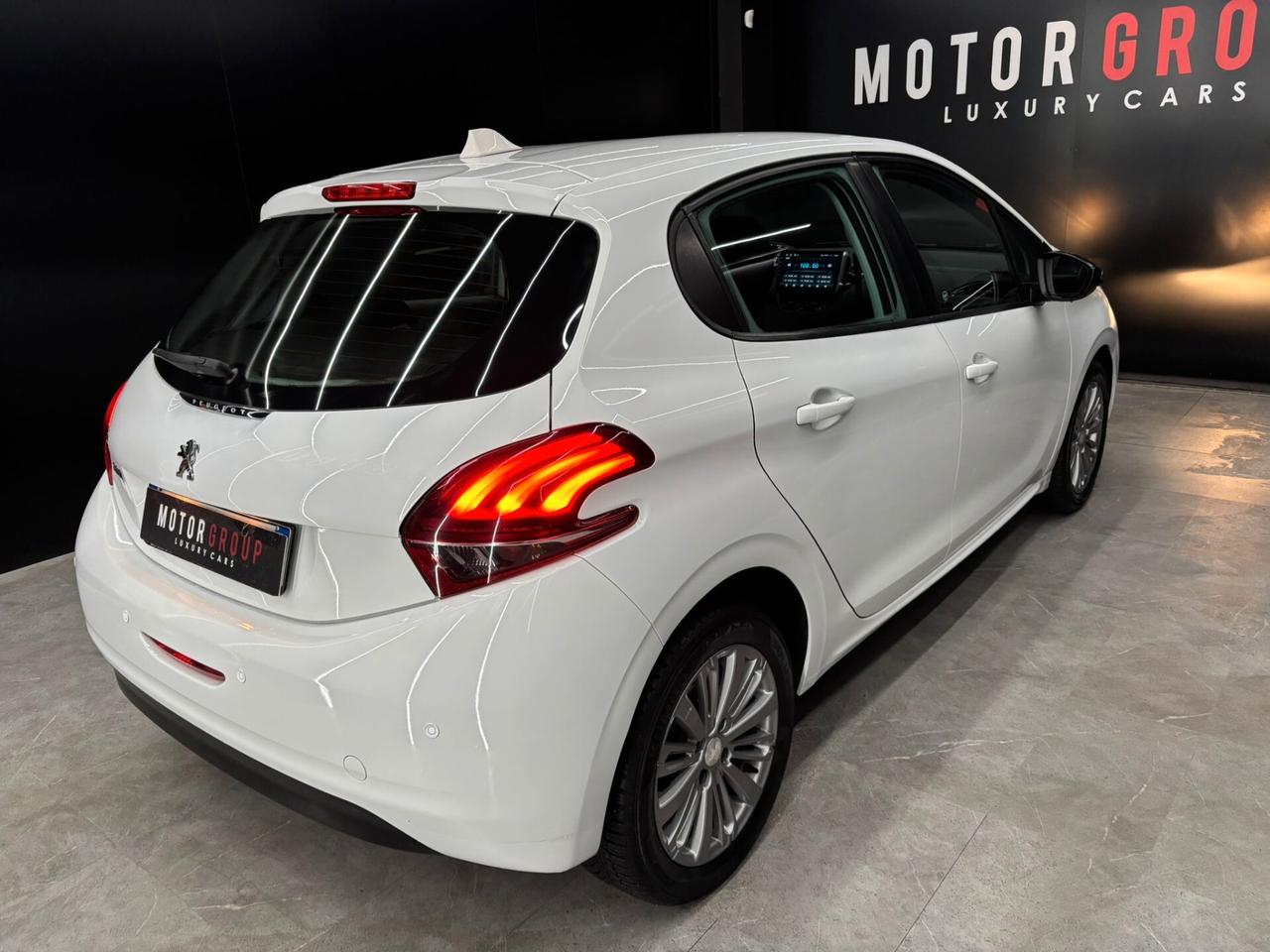 Peugeot 208 1.5 BlueHDi 100 S&S 5 porte Allure