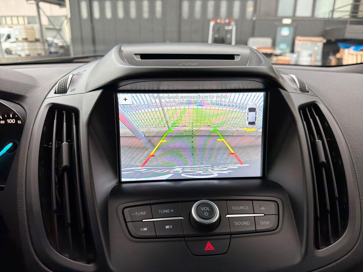 FORD Kuga 1.5 tdci Titanium s&s 2wd 120cv powershift