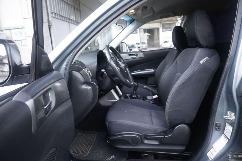 Subaru Forester Subaru Forester 2.0X Bi-Fuel Comfort 110KW ANNO 2012