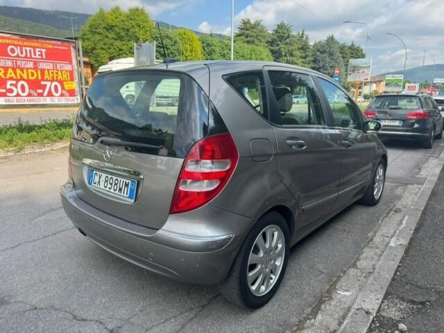 MERCEDES Classe A (W/C169) A 200 Classic