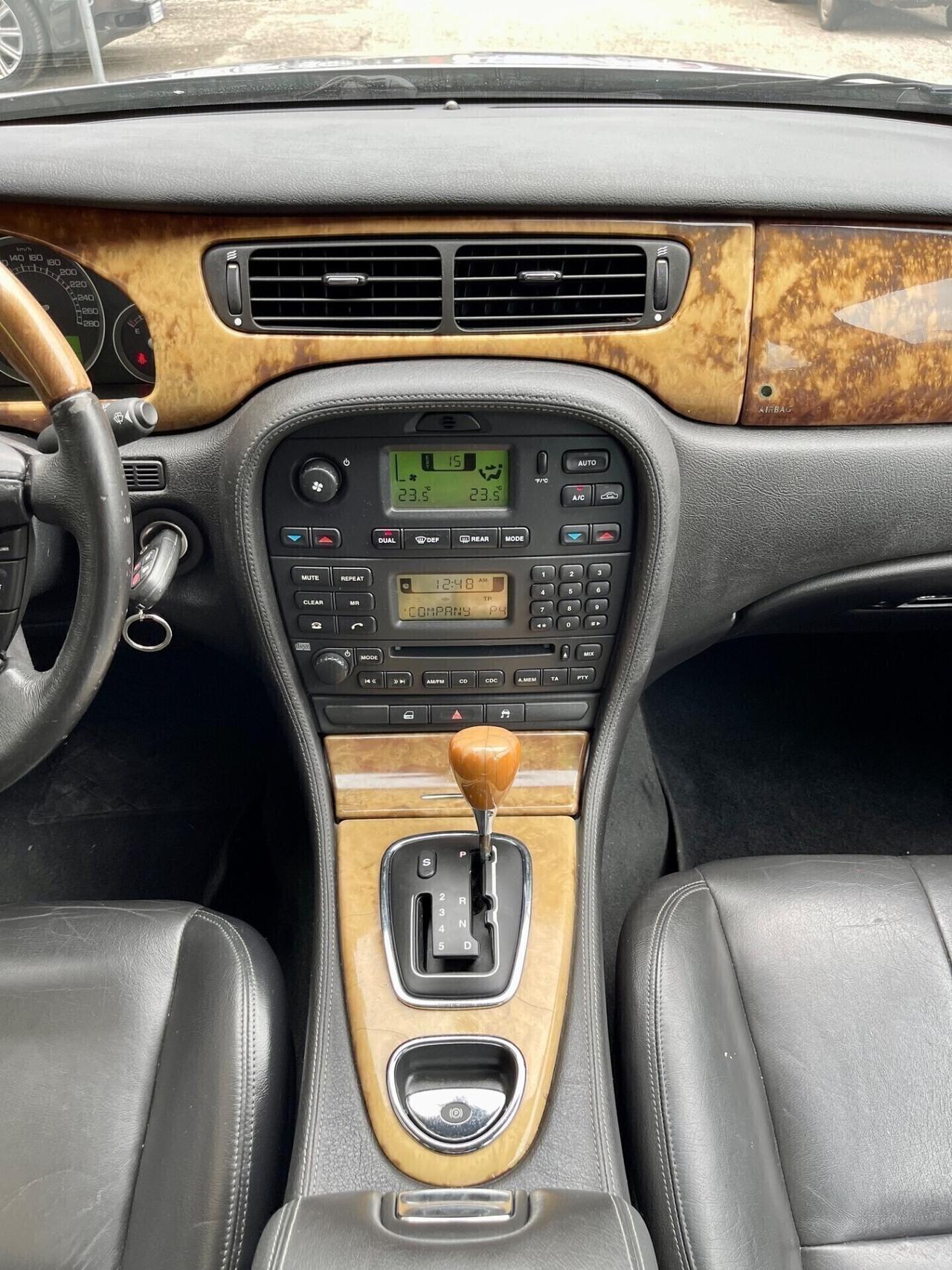 Jaguar S-Type 2.7D 152kw V6 UNICO PROPRIETARIO 12-