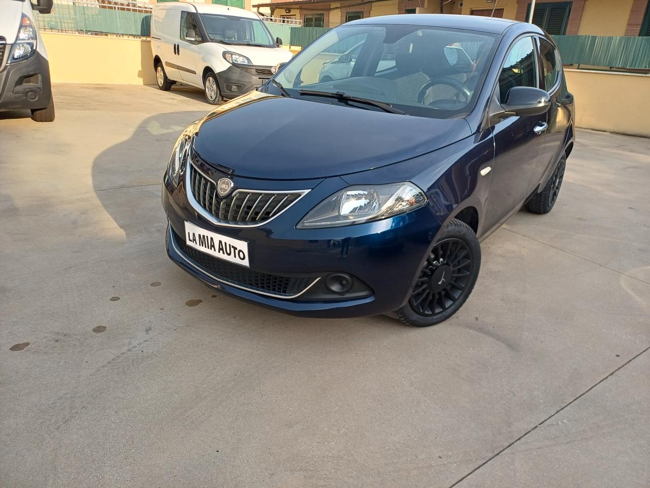 Lancia Ypsilon 1.0 (prezzo reale)
