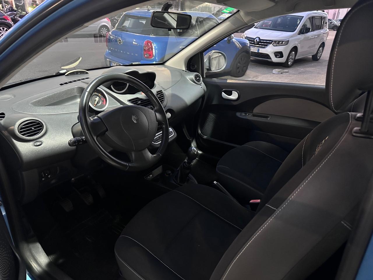 Renault Twingo 1.2 16V LEV Yahoo! 2011