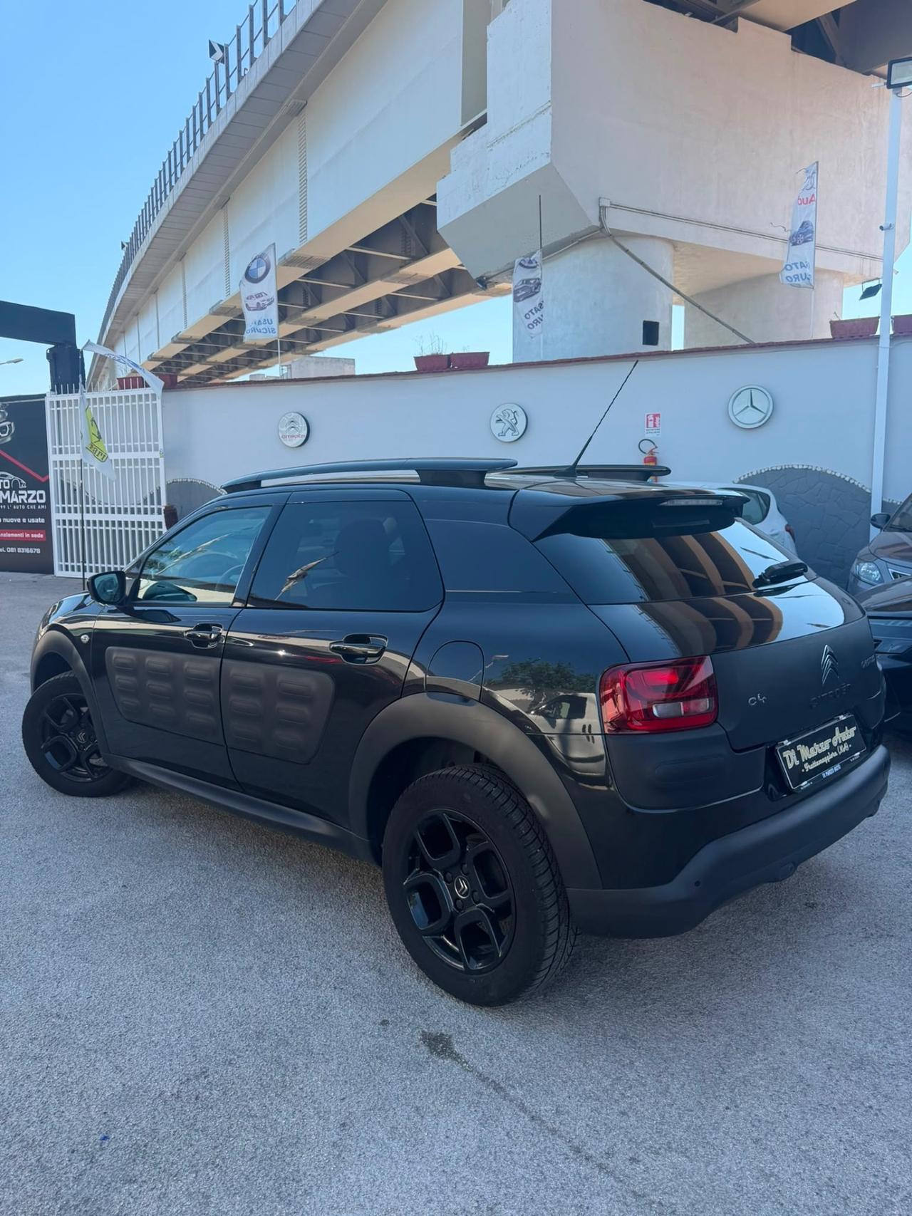 Citroen C4 Cactus PureTech 82 Shine