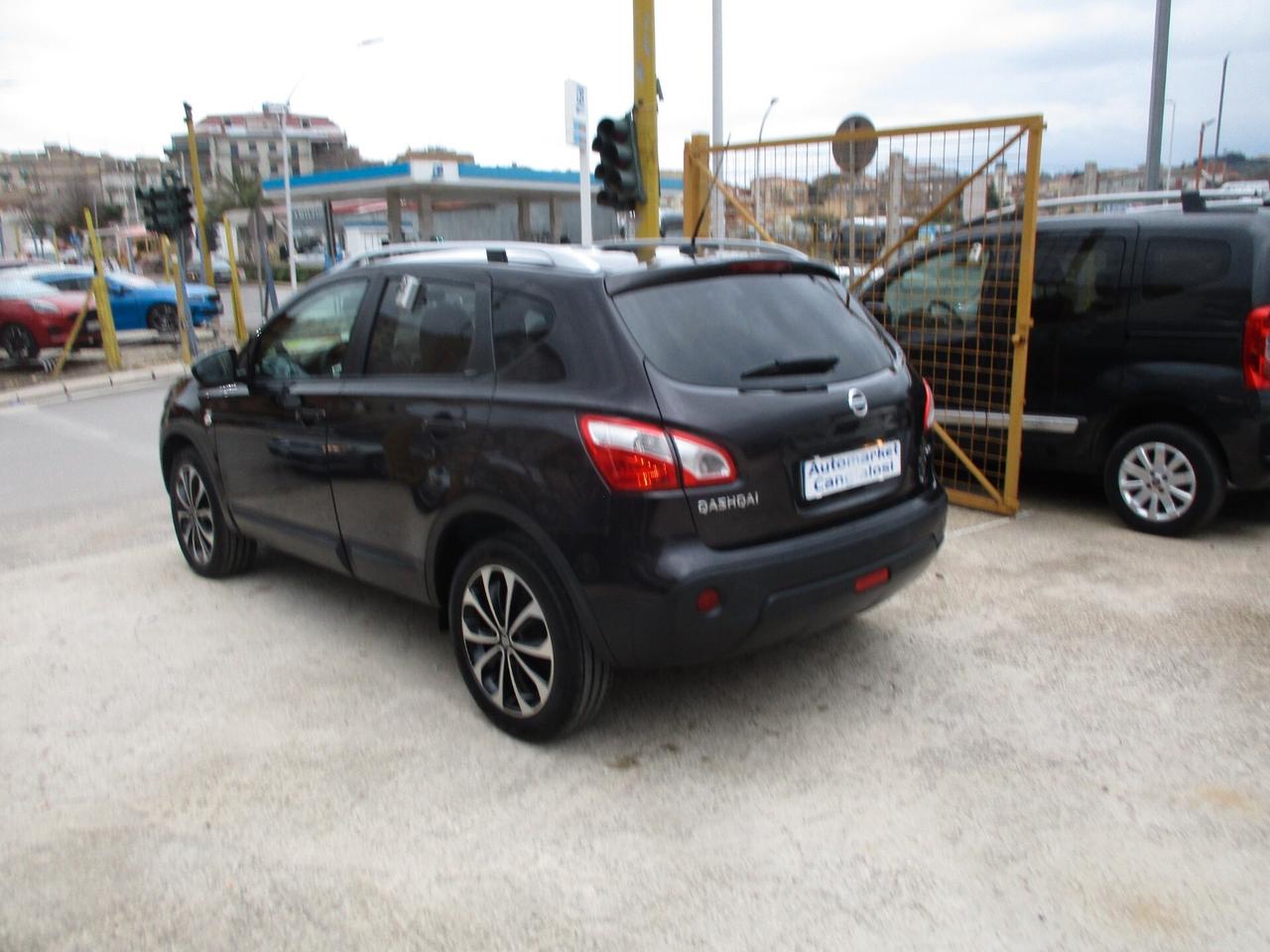 Nissan Qashqai 2.0 dCi FULL OPT (NAVI) 2011