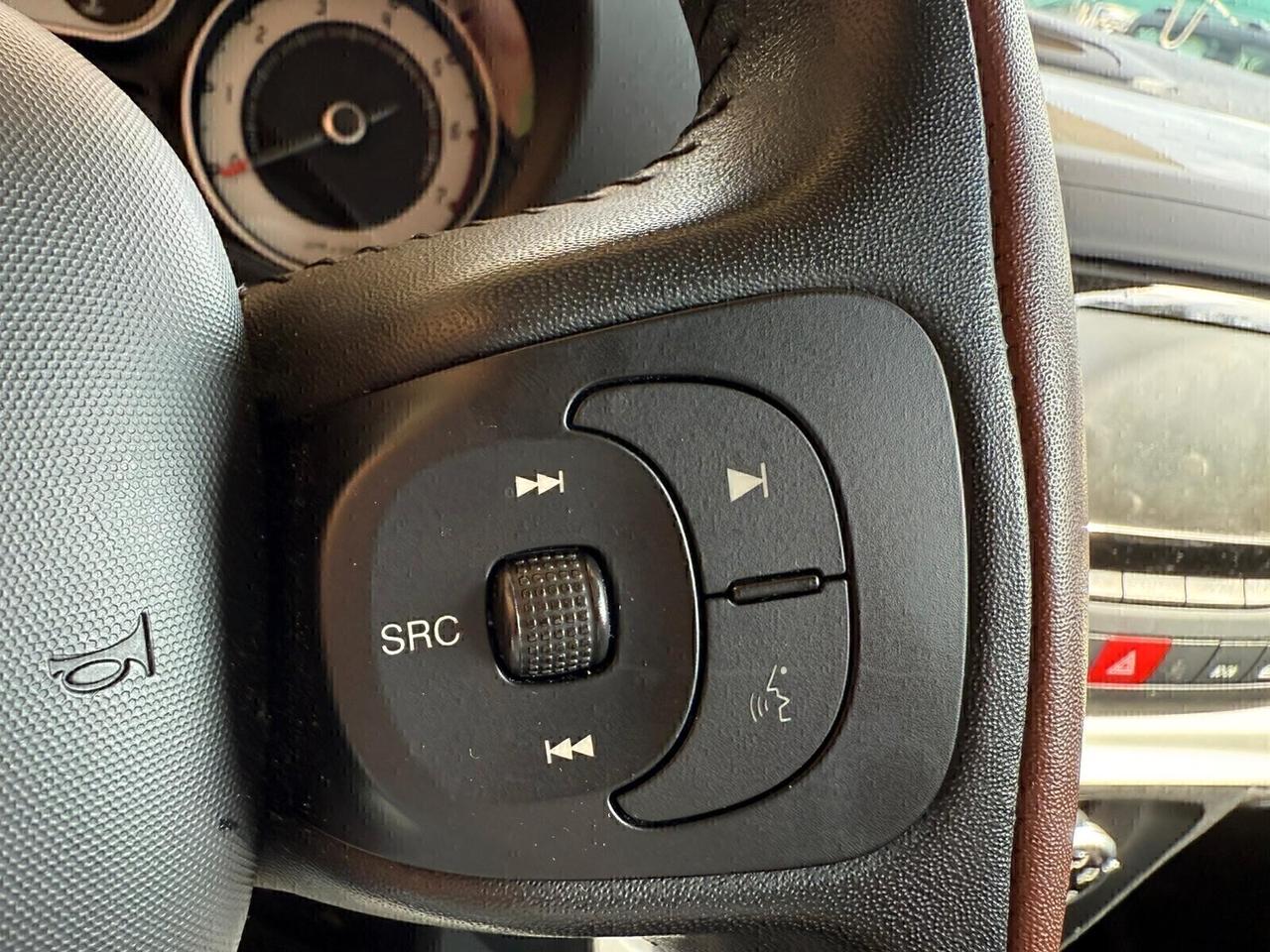 Fiat 500L 86.000KM 1.4 Trekking 95CV unico-pr