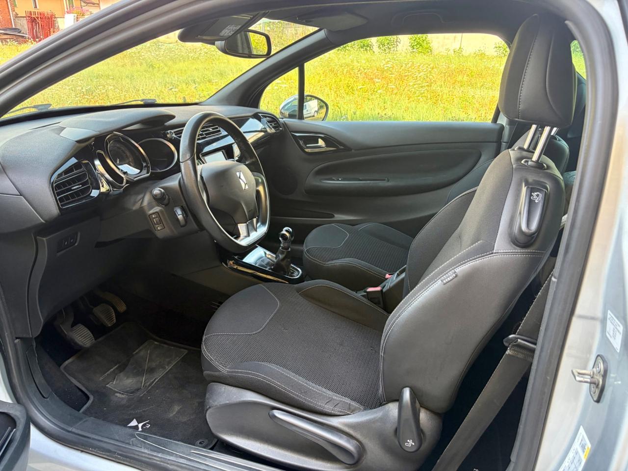 Citroen DS3 1.6 e-hdi airdream Ultra Prestige 92cv