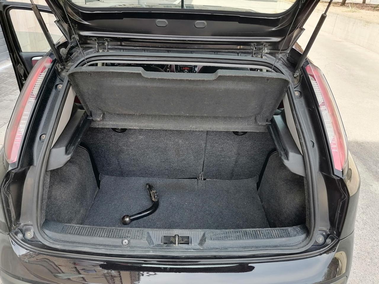 Fiat Punto Evo 1.3 Mjt 75 CV 5 porte GANCIO TRAINO