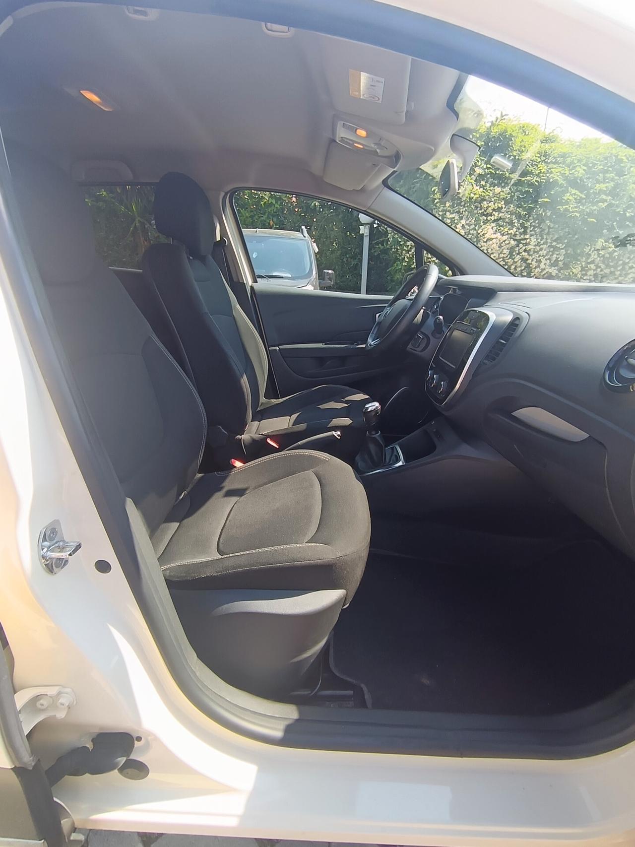 Renault Captur TCe 12V 90 CV Business