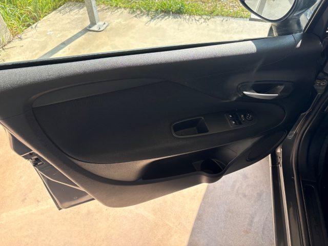 FIAT Punto 1.2 8V 5 porte OK NEOP POCHI CHILOMETRI EURO 5