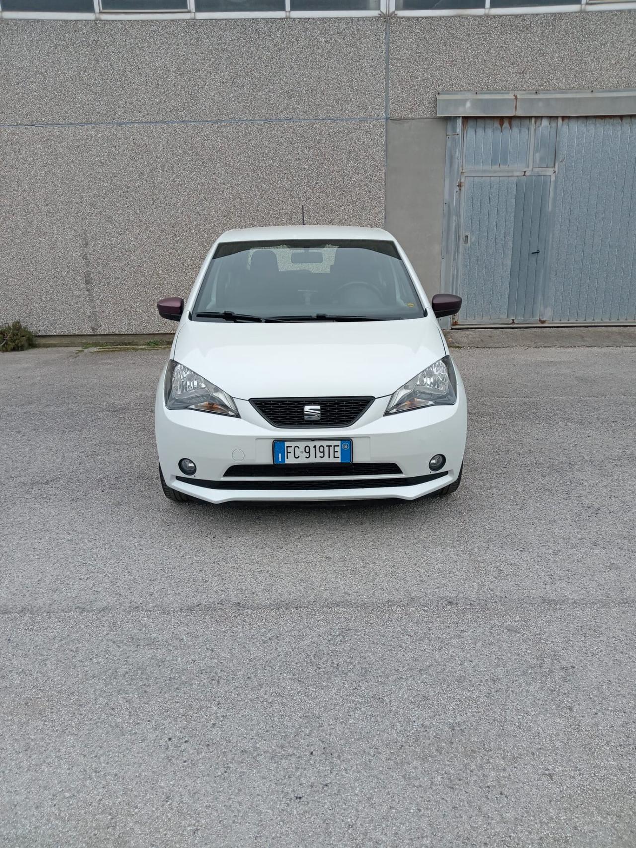 Seat Mii 1.0 68 CV 5 porte Chic Ecofuel