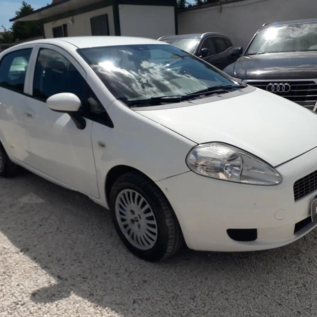 Fiat Grande Punto 1.3 MJT 75 CV