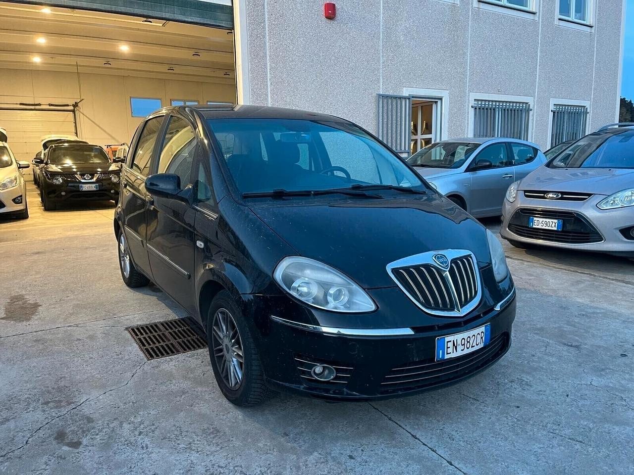 Lancia MUSA 1.3 Mjt 95 CV Gold 2012