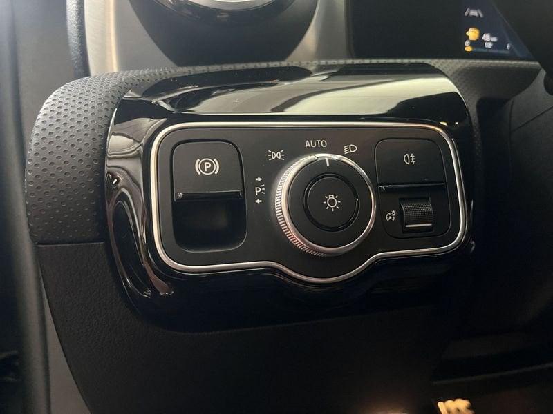 Mercedes-Benz CLA CLA Coupe 180 Premium auto