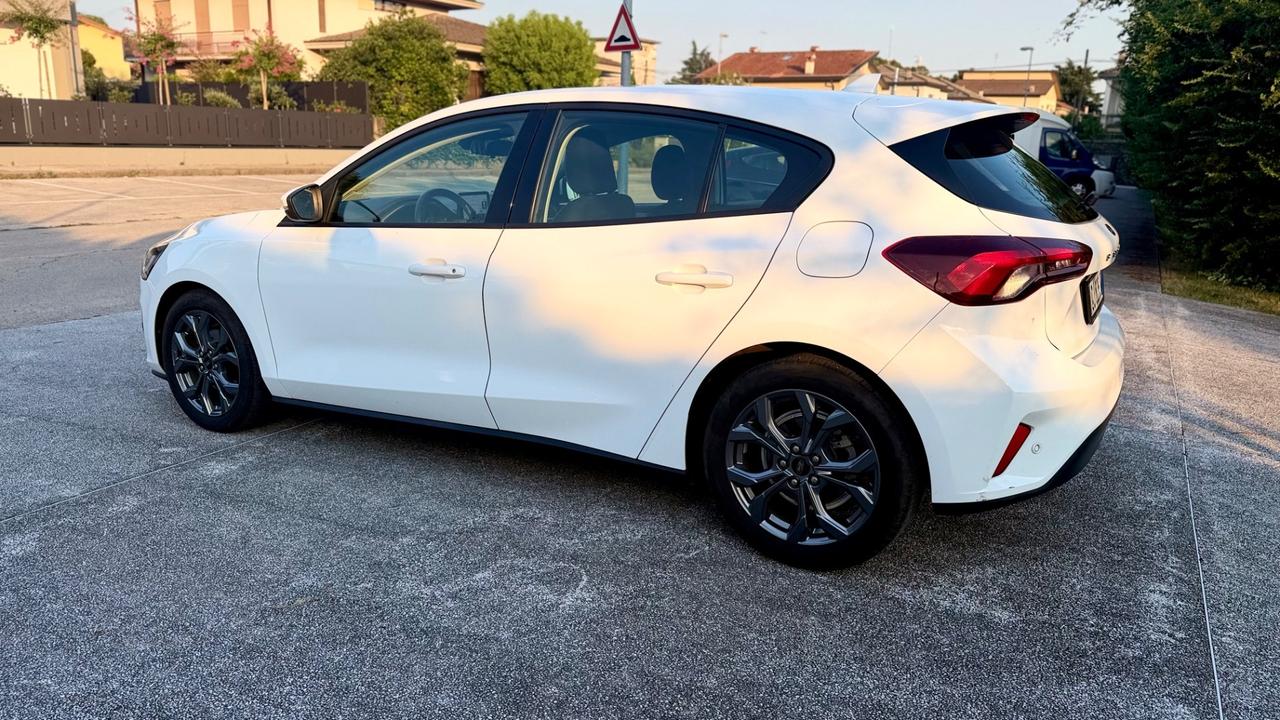 Ford Focus 1.5 EcoBlue 120 CV 5p. Si neopatentati