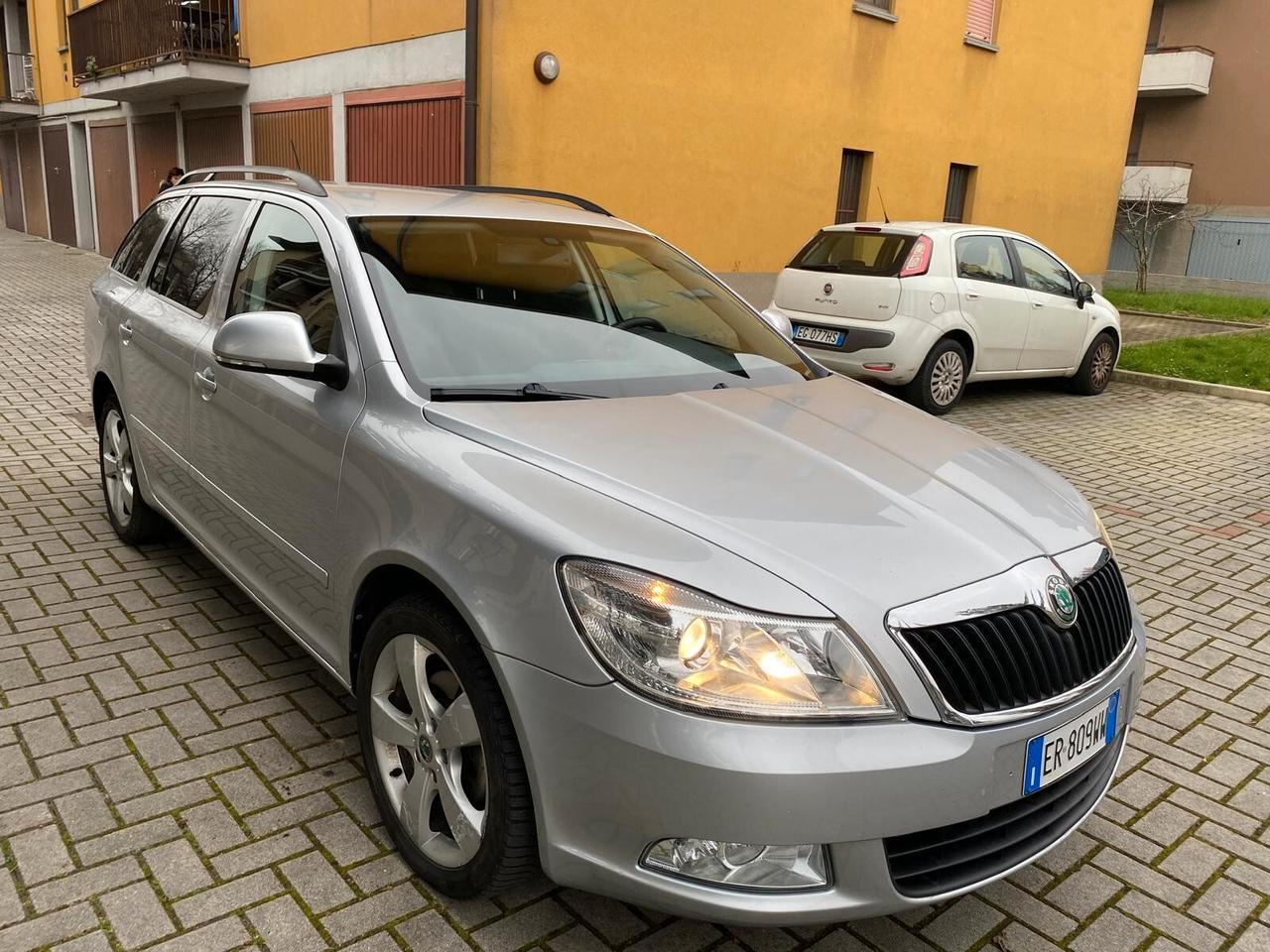 Skoda Octavia 2.0 TDI CR F.AP. DSG Wagon