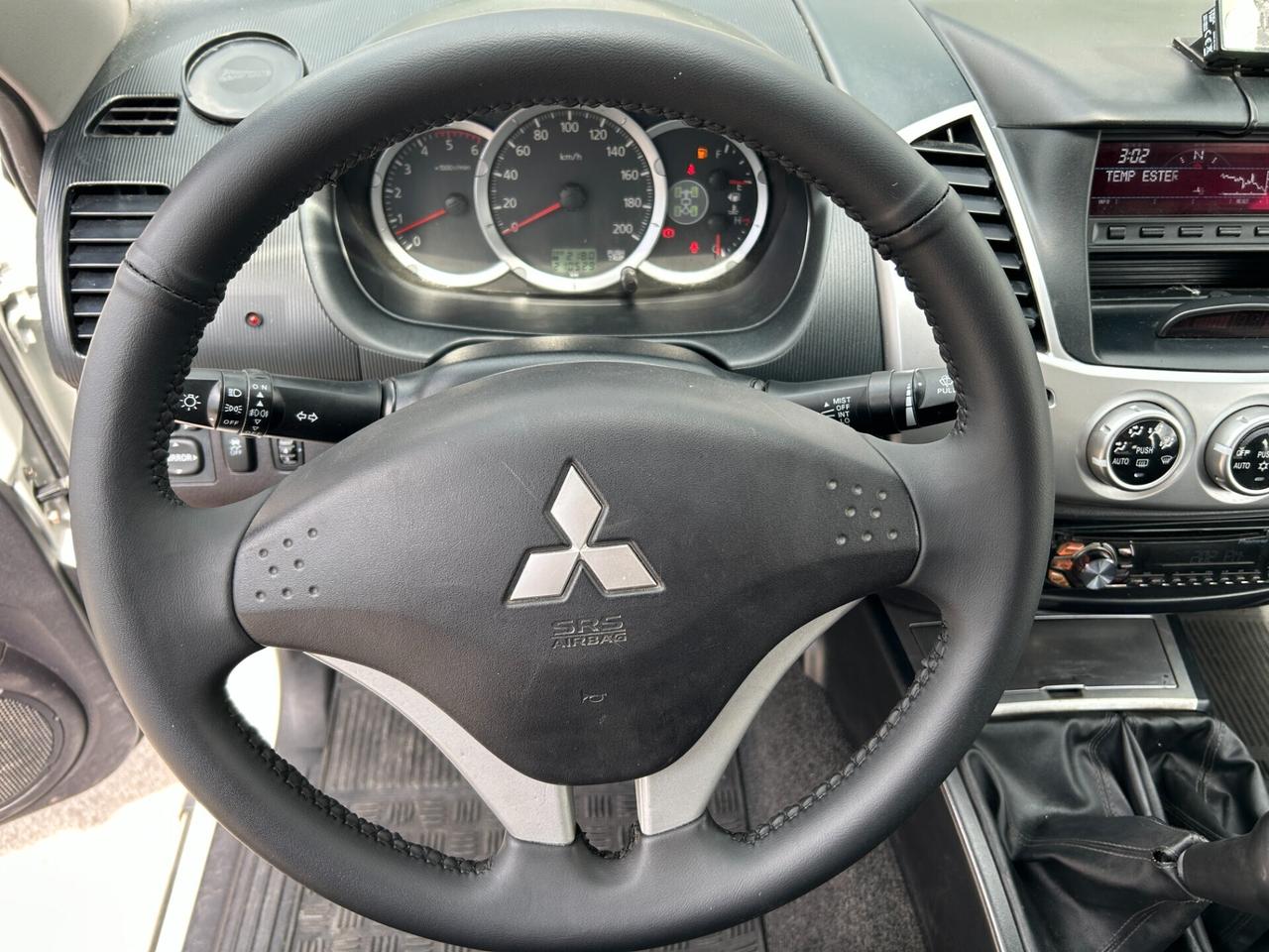Mitsubishi L200 2.5 DI-D/178CV DC Intense Plus DPF