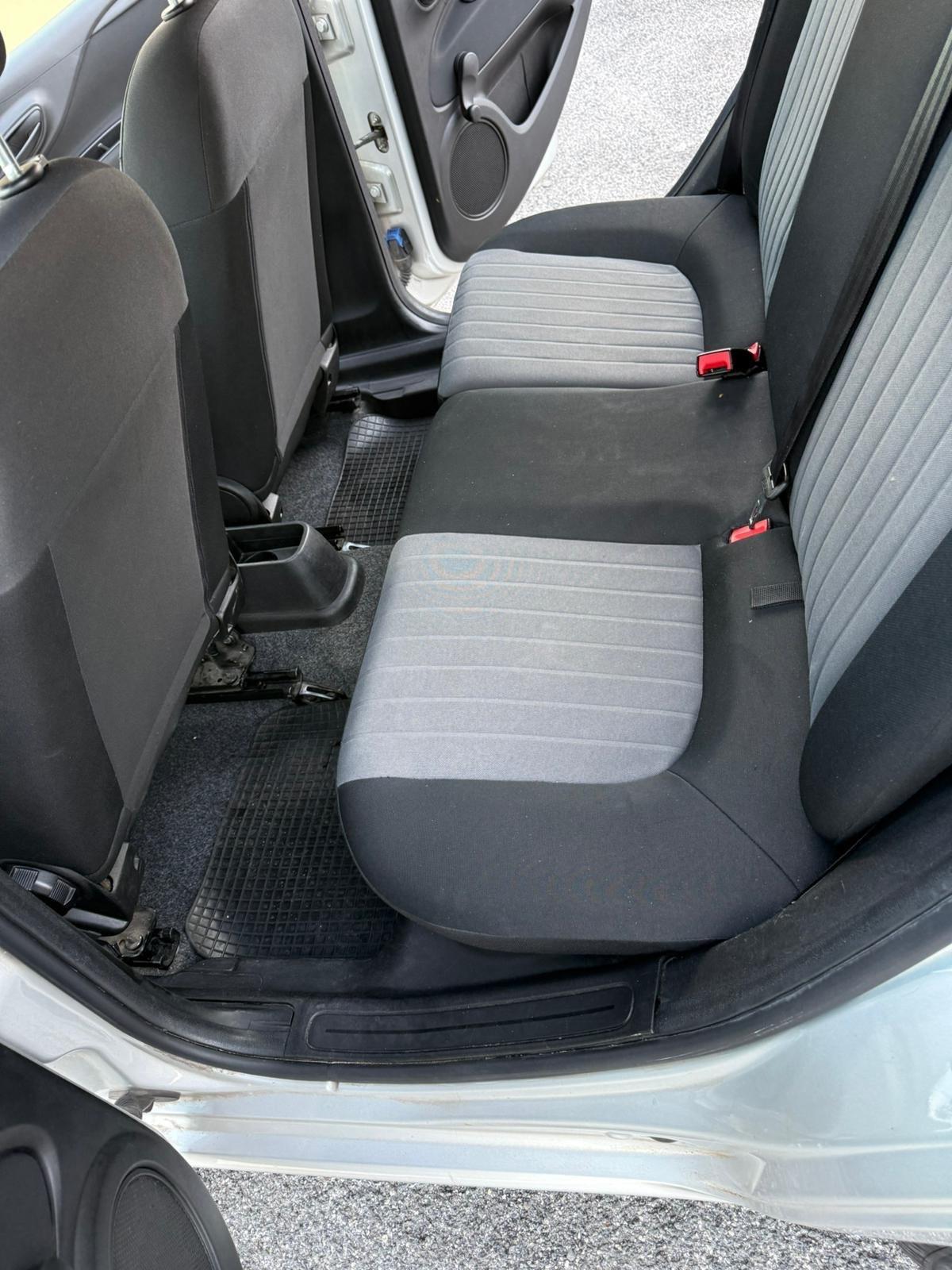 Fiat Punto 1.4 8V 5 porte Easypower Street