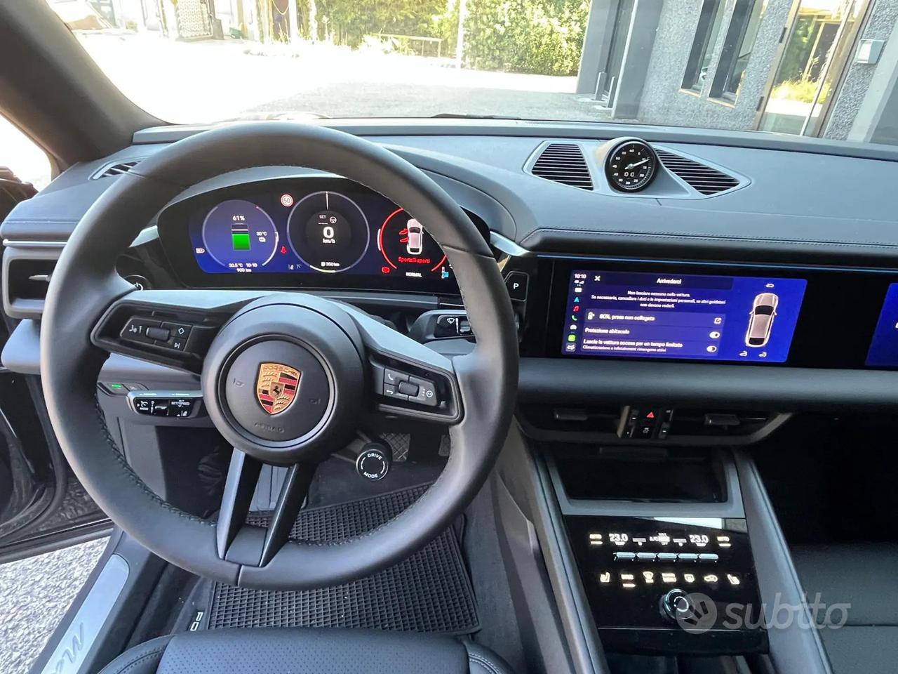 Porsche Macan 4