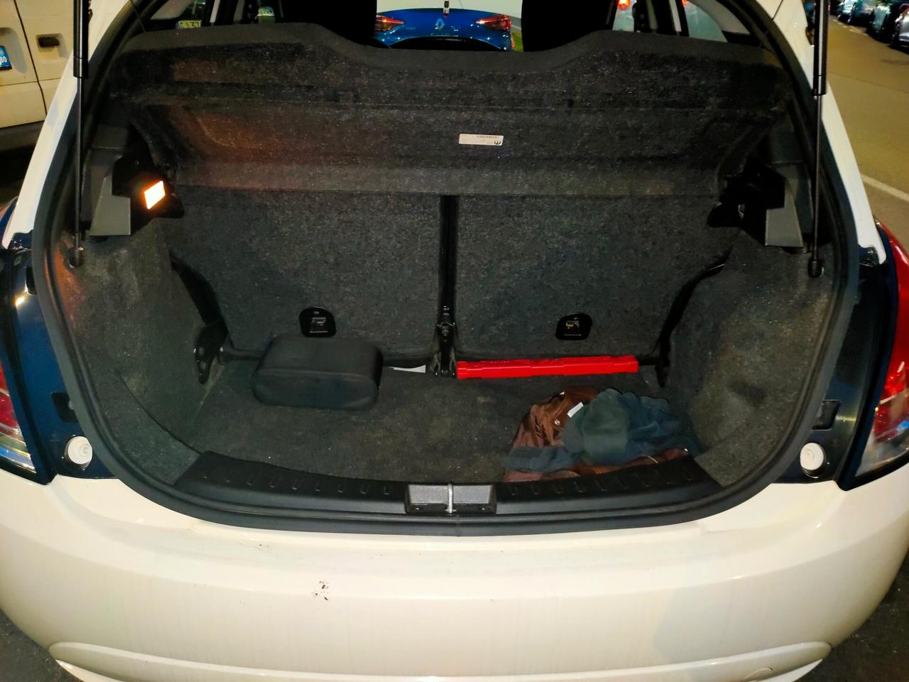 Lancia Ypsilon 1.2 69 CV 5p. Silver Neopatentati