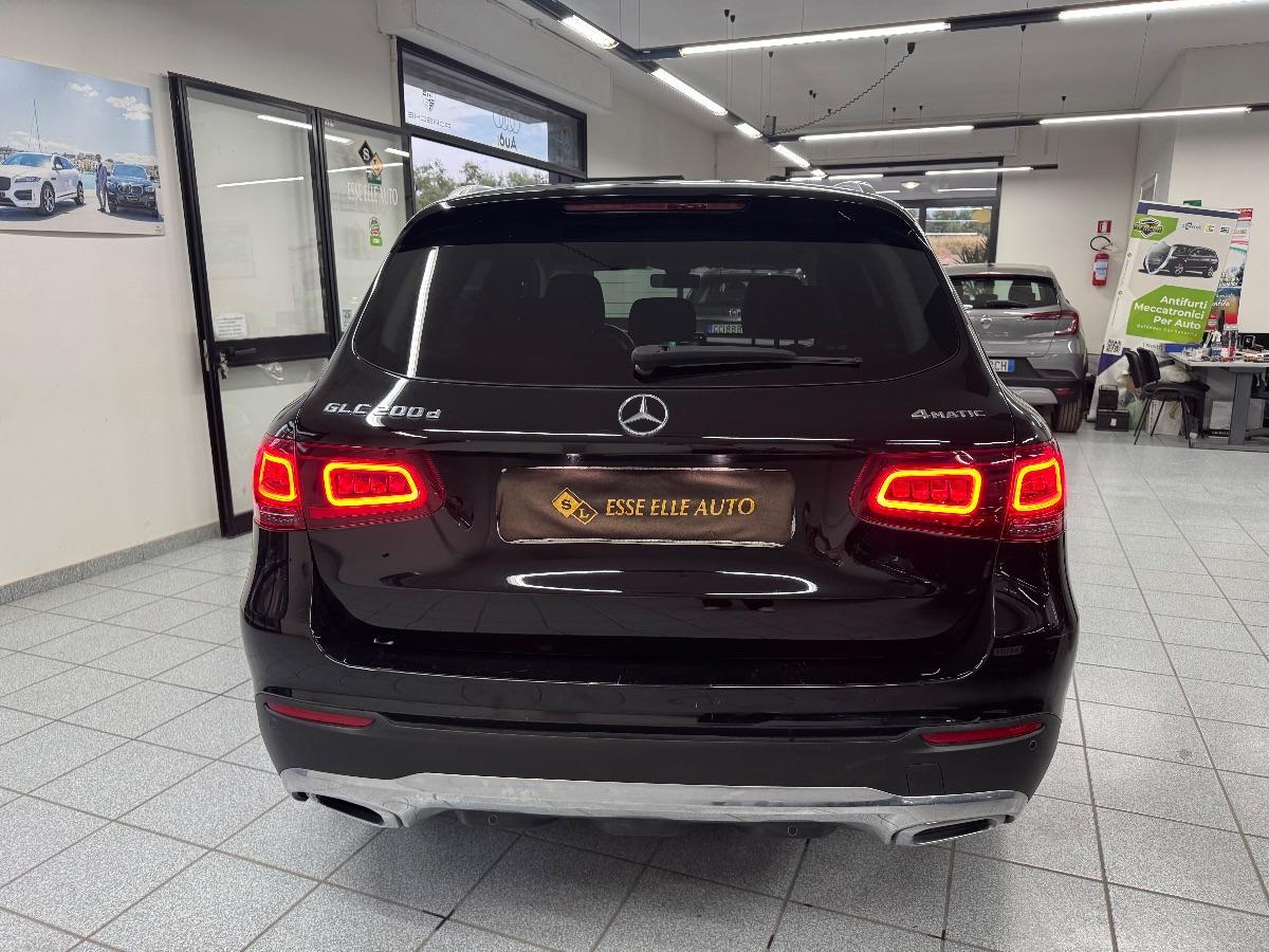 MERCEDES GLC 200 d 4Matic Sport UNICO PROP/ LED