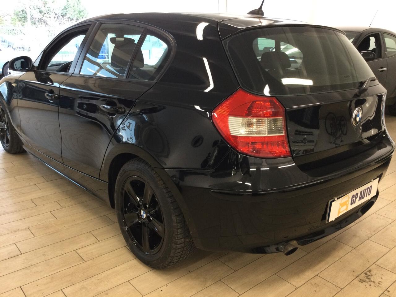 Bmw 116i cat 5 porte Shadow Line