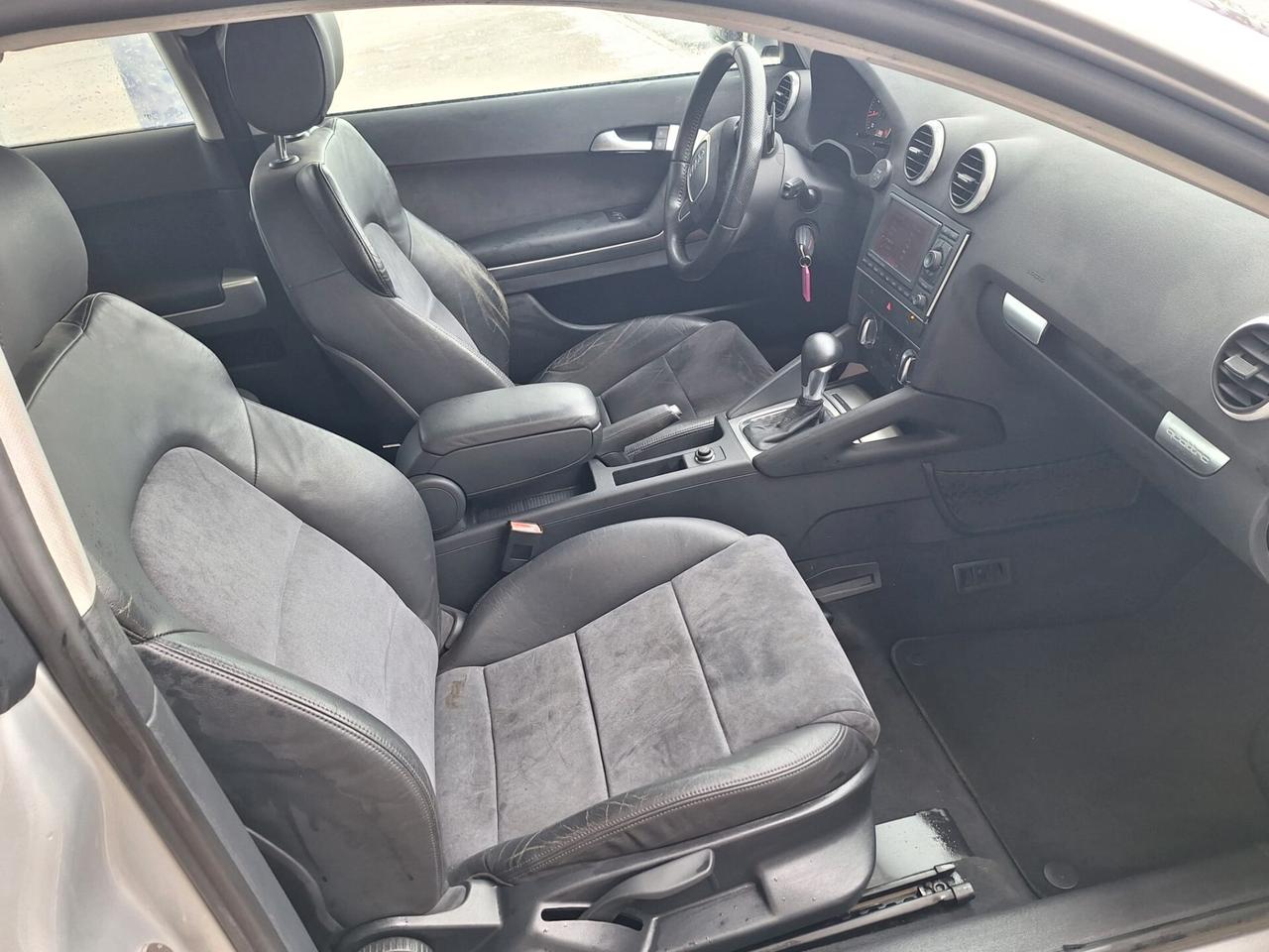 Audi A3 2.0 16V TFSI S tronic Ambition